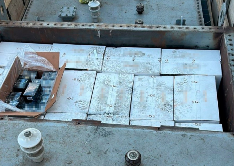 Контрабандные сигареты на ₸233 млн изъяли на пункте пропуска «Карасу»