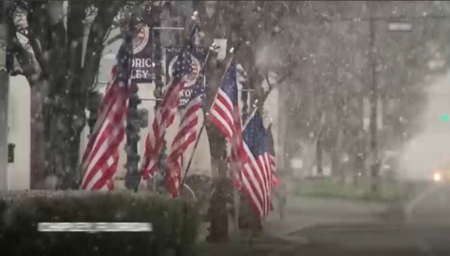 Мощный ледяной шторм надвигается на США