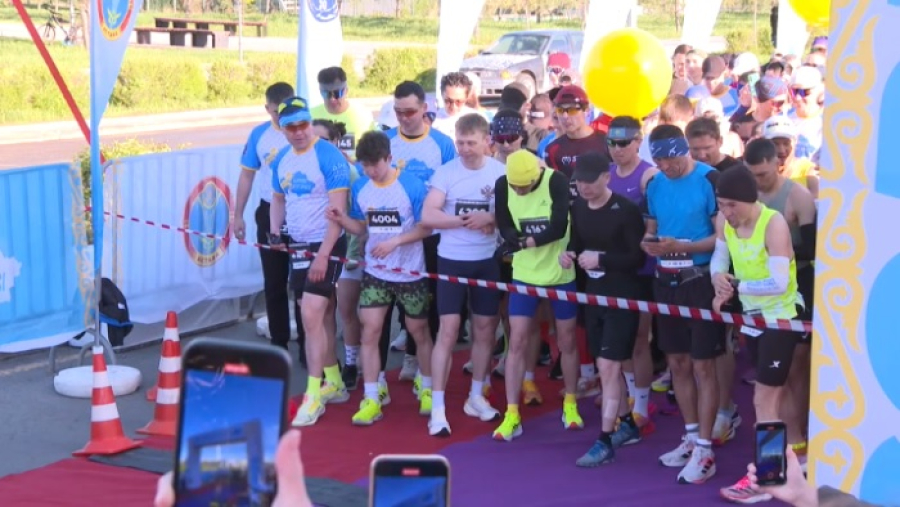 Республиканский забег ко Дню единства организовали в Астане