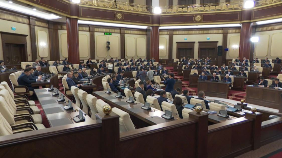 Трудовые отношения меняют в РК