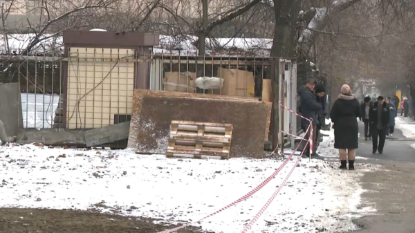 Алматыда заңсыз сауда дүңгіршектері бұзылып жатыр