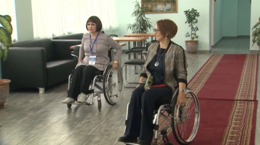 В Казахстане усиливают работу по созданию безбарьерной среды