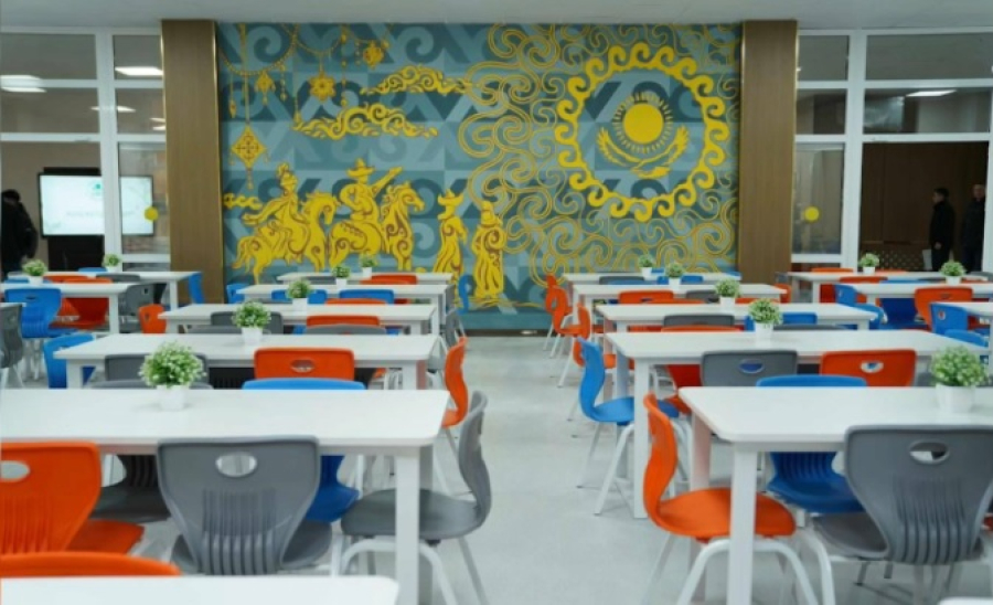 Новые школы распахнули двери в День Республики