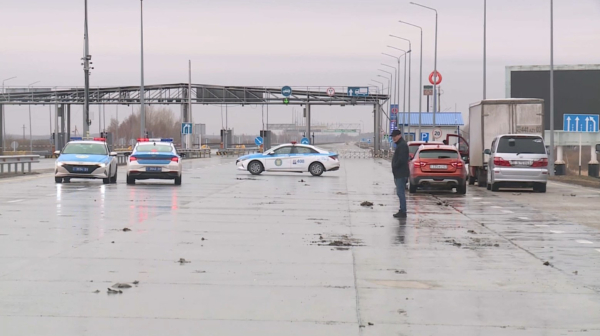 В девяти областях Казахстана объявили штормовое предупреждение