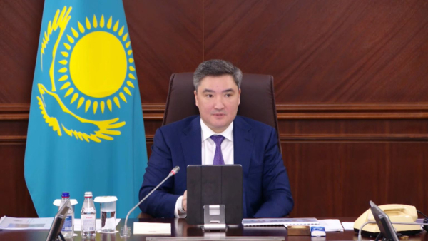 Олжас Бектенов: Жол бойындағы сервис жоғары стандарттарға сай болуы керек