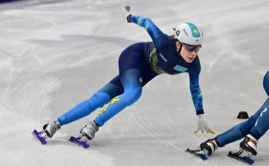 Шорт-трек на ОИ: казахстанки выступили на дистанции 1500 м