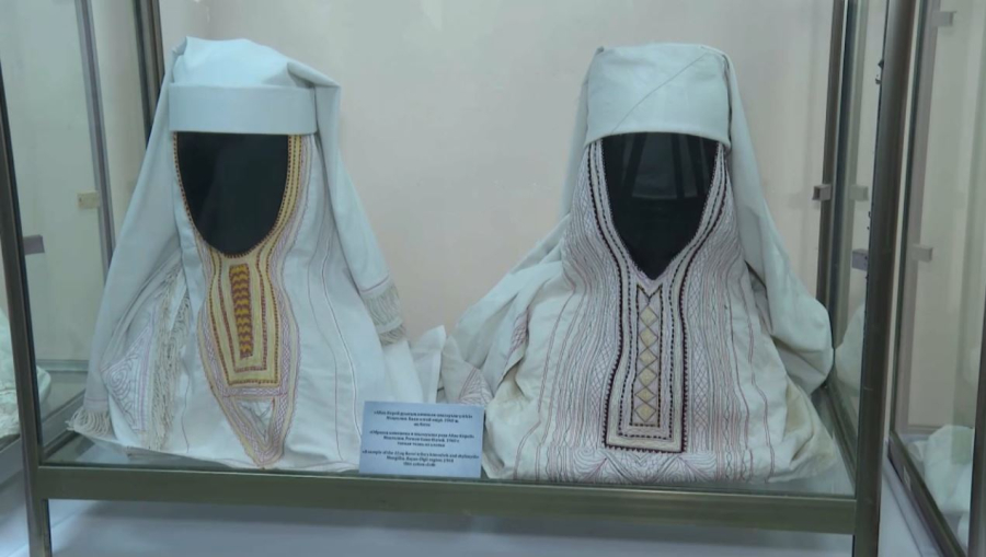 Жезқазғанда көне кимешектер көрмеге қойылды