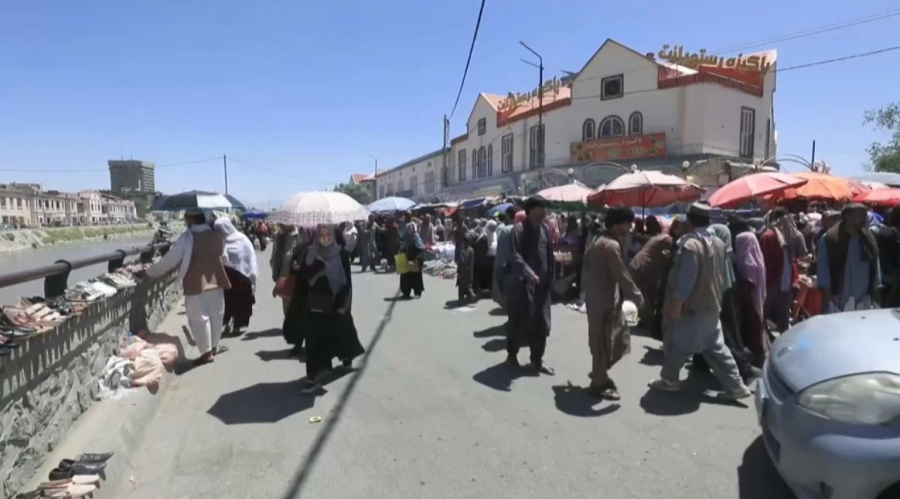 Ауғанстан әйел мен баланы ұруға рұқсат берді