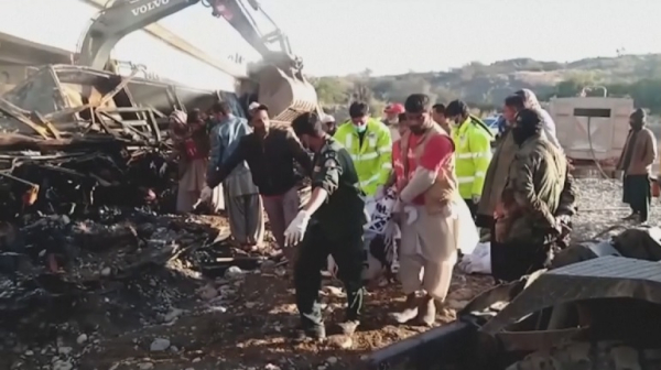 ДТП с автобусом в Пакистане: более 40 погибших