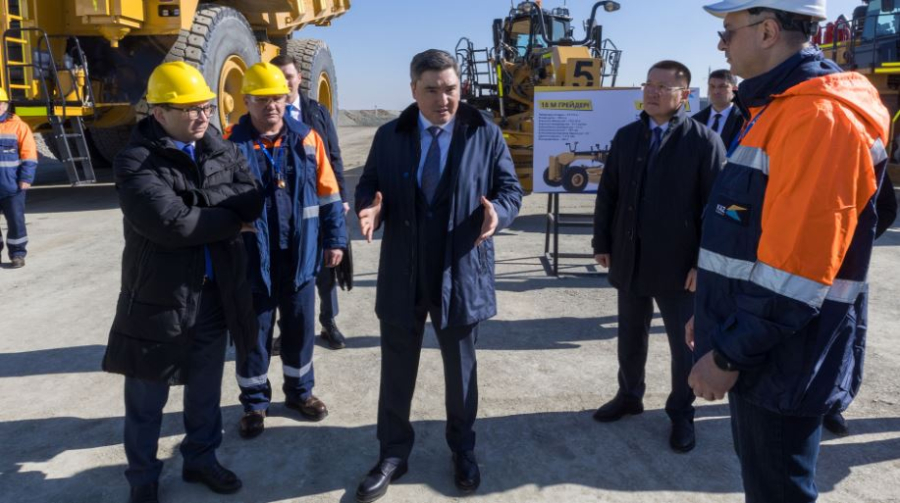 Премьер-министр посетил ключевые предприятия Павлодарской области