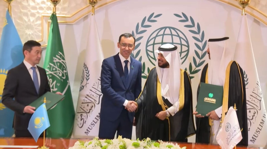 М. Әшімбаев Дүниежүзілік ислам лигасының басшылығымен кездесті