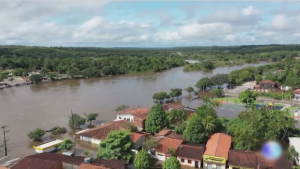 Проливные дожди затопили штат на северо-востоке Бразилии