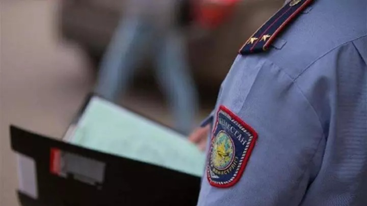 Кегенде полицейдің жанып кеткен денесі табылды