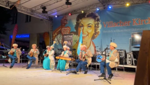 Казахстанские музыканты выступили на крупнейшем фольклорном фестивале в Вене