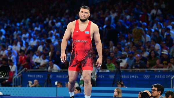 Алимхан Сыздыков стал серебряным призером на Чемпионате Азии