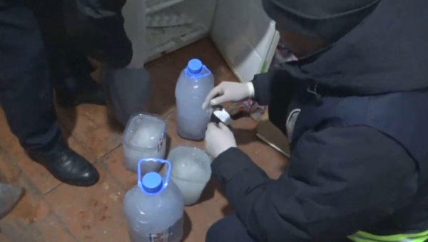 Закон и порядок: карагандинские полицейские задержали наркодилеров