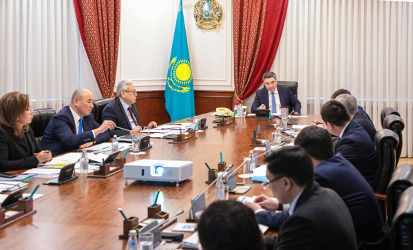 Олжас Бектенов провел заседание Совета по экономической политике
