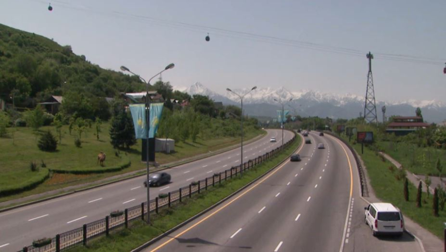 Падение девушки с 14 этажа расследуют в Алматы