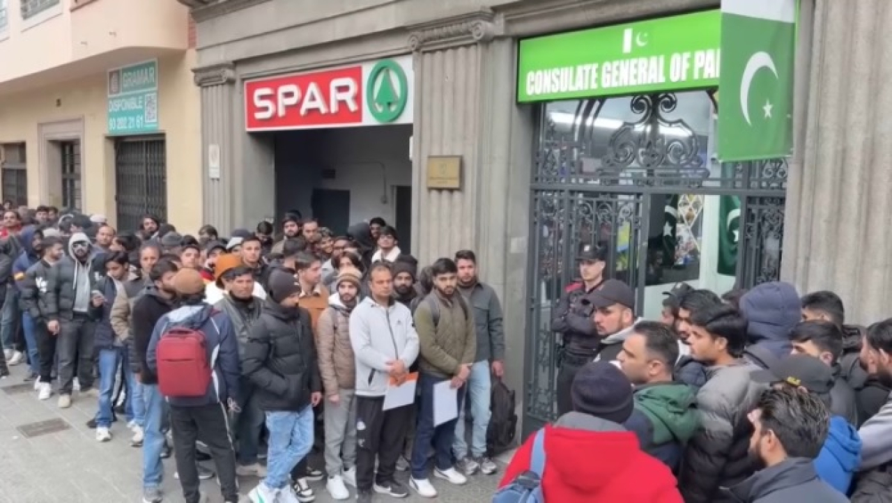 Испания даст мигрантам легальный статус