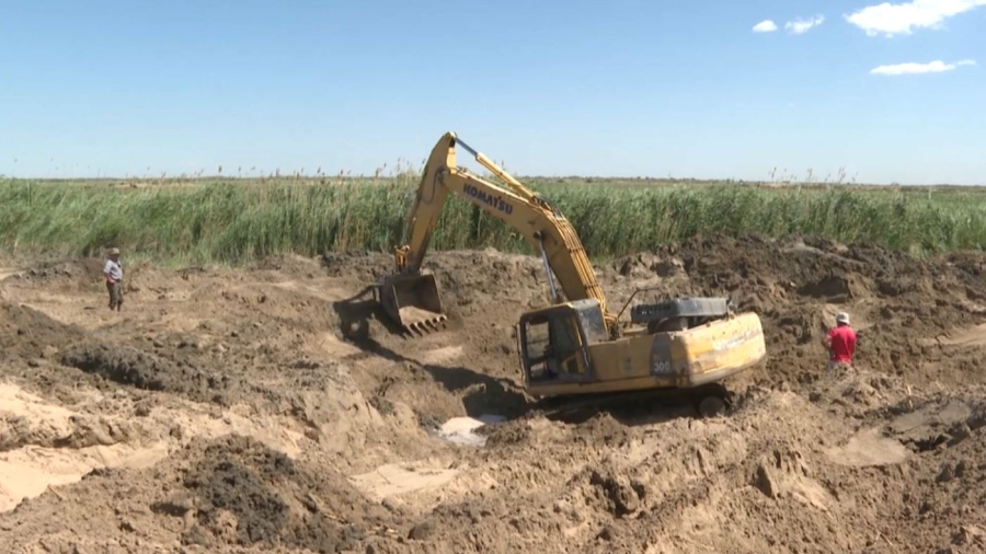 Балқаш ауданында Топар мен Тентек өзендерінің арнасы тазартылып жатыр