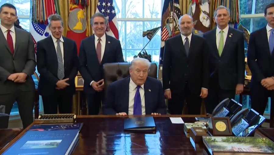 АҚШ-та 50 мың қызметші қысқаруы мүмкін