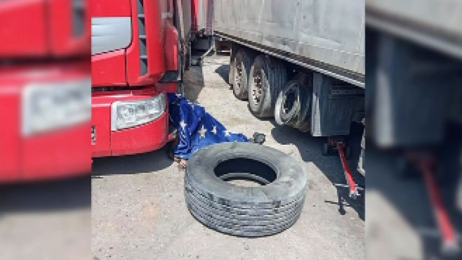 Работник шиномонтажки погиб во время установки колеса в Павлодаре