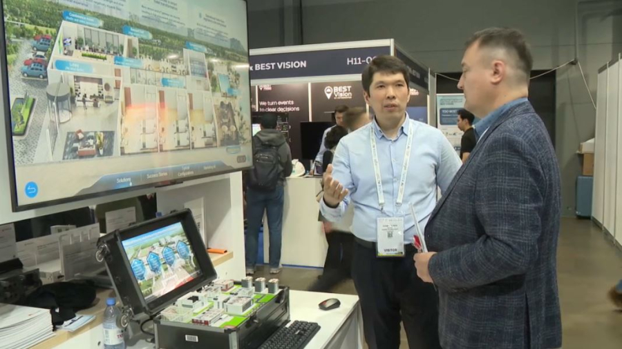 GITEX AI Kazakhstan: стартап жобалар бәйгесі өтіп жатыр. LIVE