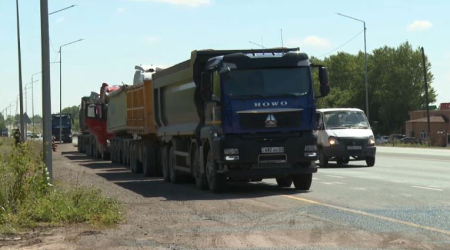 Аптап ыстықта ауыр жүк көліктерінің қозғалысына шектеу қойылды