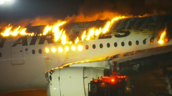 Жапонияда ұшақ апатынан 5 адам қаза тапты