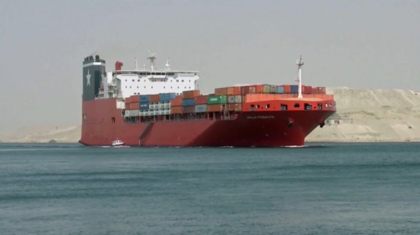 До 40% падает объём торговли через Суэцкий канал