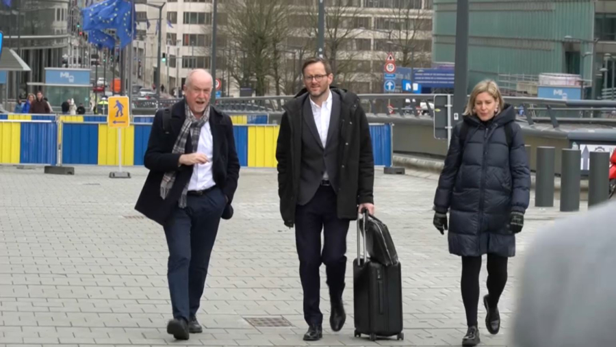 Жаңа Конституция жобасы Еуропада талқыланды