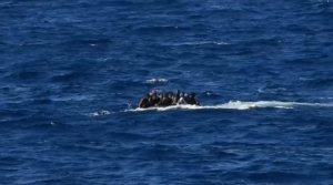 Лампедуза аралы мигрантқа толды