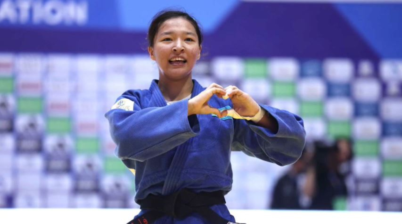 Казахстанская дзюдоистка впервые стала чемпионкой мира среди девушек