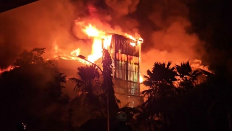 Три человека погибли в Индонезии в ходе протестов