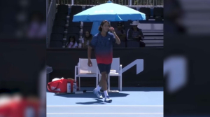 Теннисші Әмір Омарханов Австралияда үшінші айналымға шықты