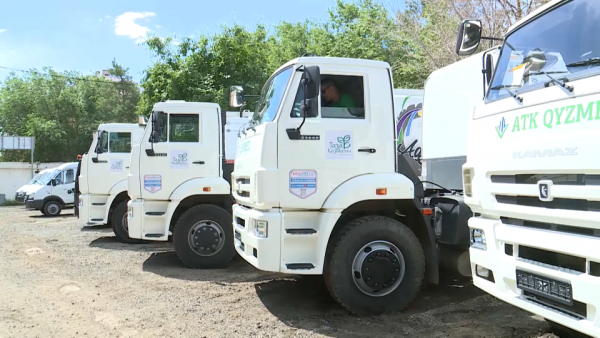 80 единиц спецтехники приобрели для коммунального предприятия в Актобе