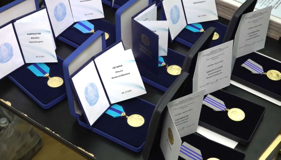 БҚО әкімі құрылыс саласының үздіктерін марапаттады