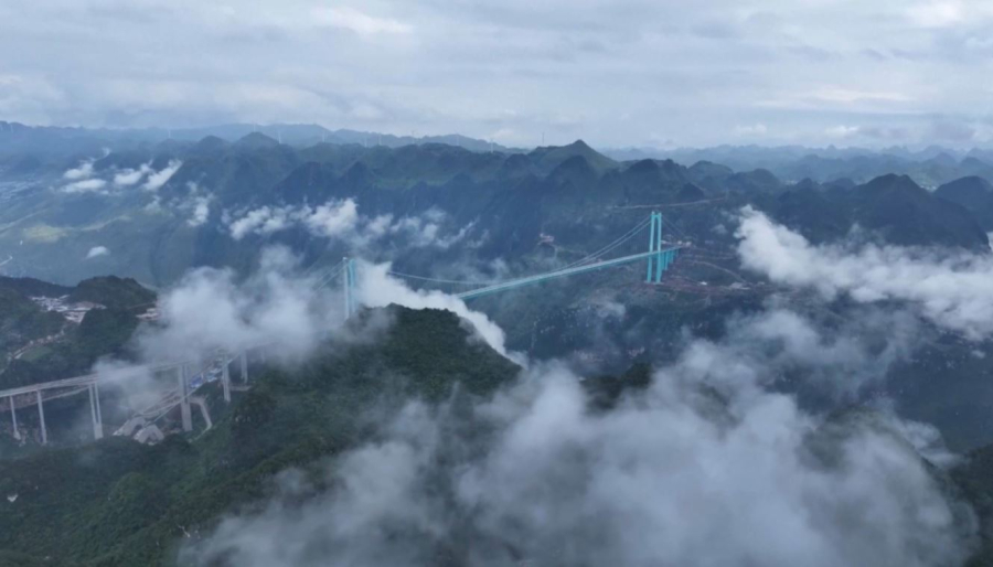 Әлемдегі ең биік көпір сынақтан өткізілді