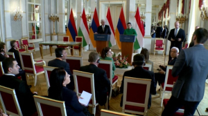 Президент Венгрии признала ошибку и подала в отставку
