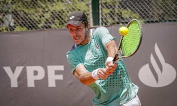 Казахстанец пробился в финал турнира в Буэнос-Айресе