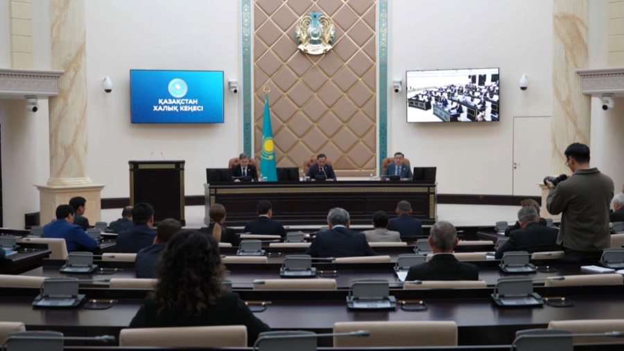 Қазақстан Халық Кеңесі комитеті салалық комиссияларының құрамы бекітілді