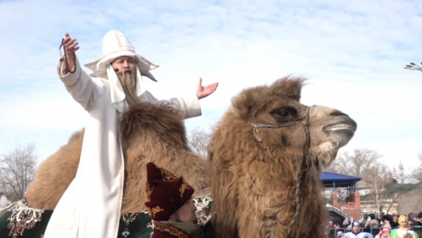 Театрализованное представление устроили для петропавловцев