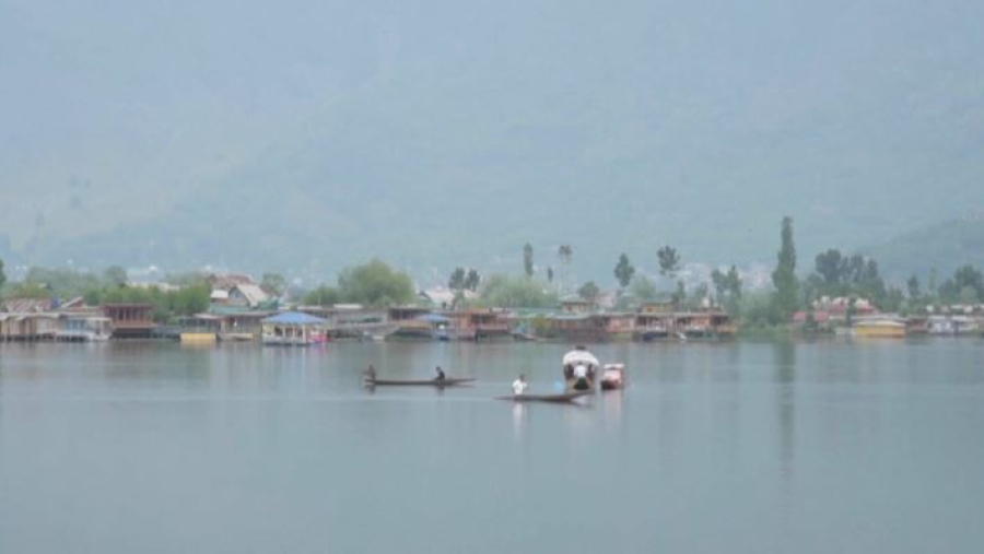 Валюта Индии упала до рекордного минимума