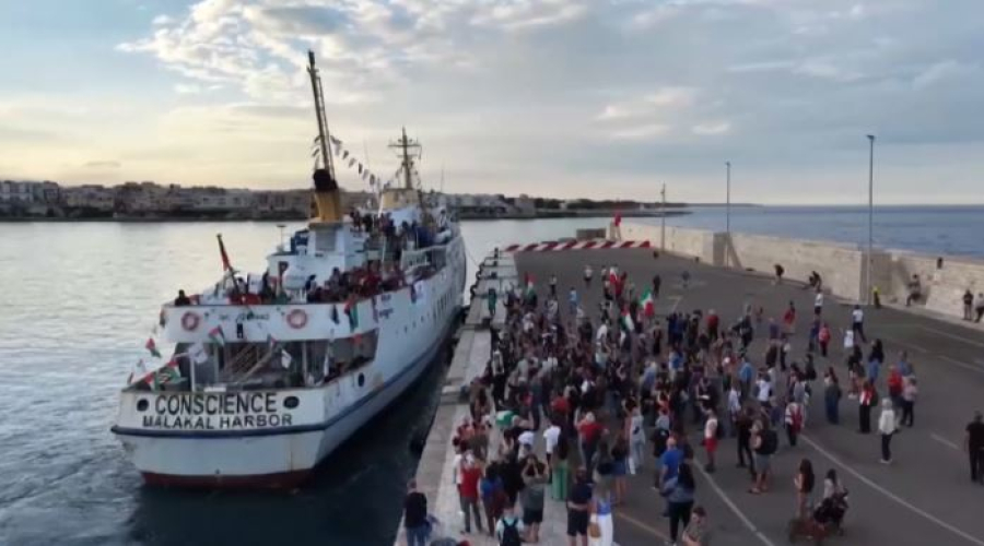 11 кораблей направились в Газу