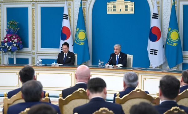 Қ. Тоқаев пен Юн Сок Ёль БАҚ өкілдері үшін брифинг өткізді