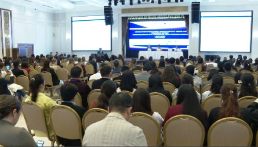 Астанада неврология саласындағы білікті мамандар тәжірибе алмасты