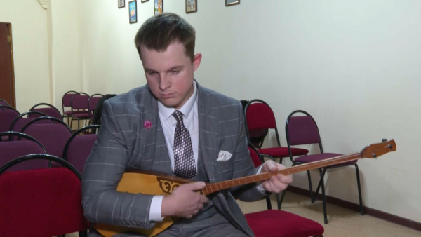 Жезқазғандық Аркадий Побединский қазақ тілінде еркін сөйлейді