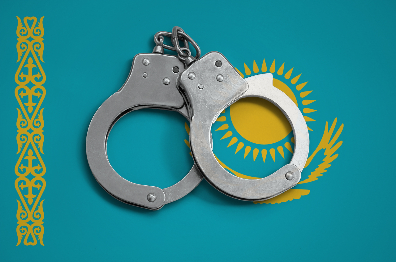 Оружие, наркотики, валюта: погранслужба КНБ выявила крупные нарушения