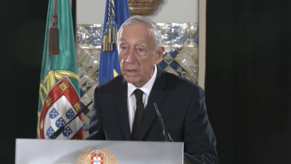 Президент Португалии объявил о роспуске парламента
