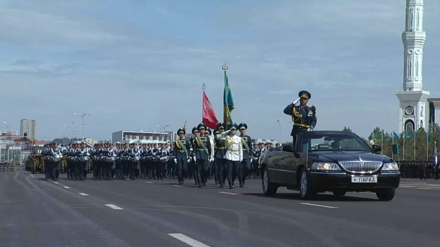 80-летие Победы отметили масштабным парадом в Астане